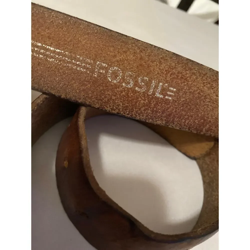 Fossil distressed Leather Belt 1954 Mens Sz 42 Brown silver tone buckle classic